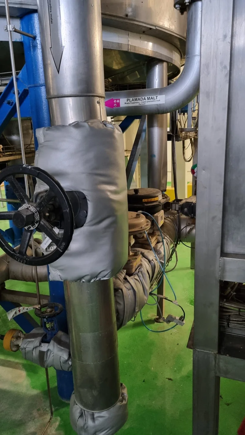 Robinet și armaturi industriale izolate cu jachete detașabile textile